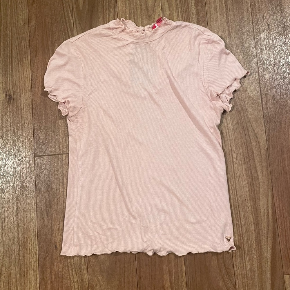 Guess top